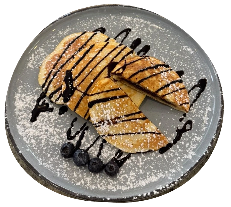 Unsere Wancakes mit Nutella-Füllung auf dem vollständig sichtbaren Teller